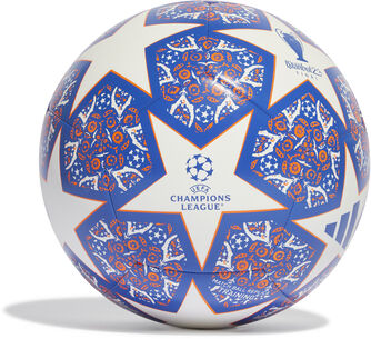 UCL TRAINING ISTANBUL fotbalový míč